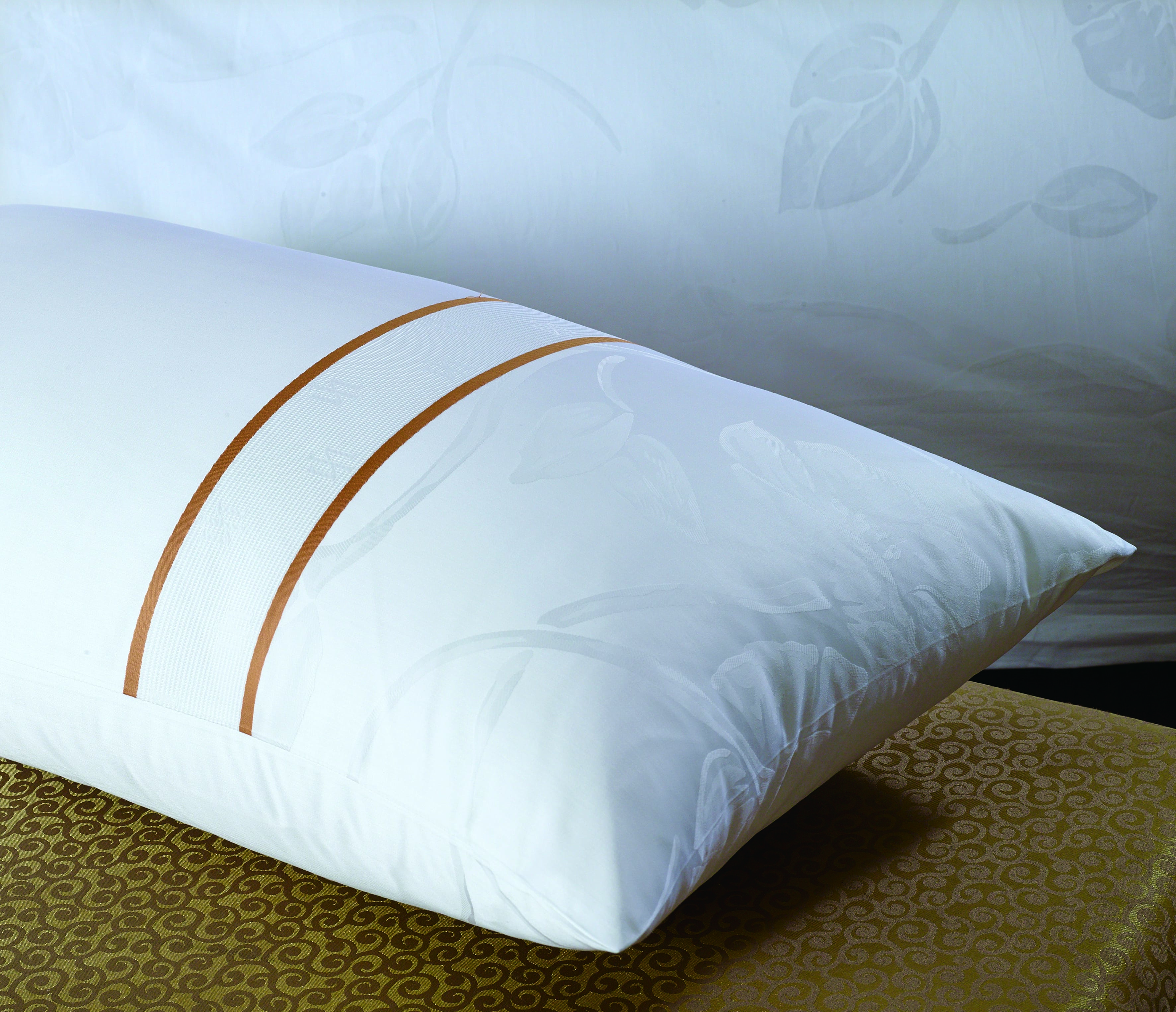 REAL TEXTILESpecial Offer. Hotel 100% Cotton White 350 Thread Count Yarn-dyed Bedding Sets